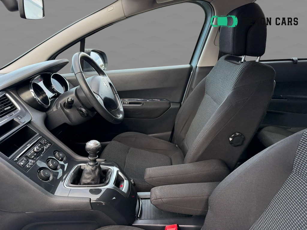 Used Peugeot 5008 2011 for sale - 76948674: Photo 22