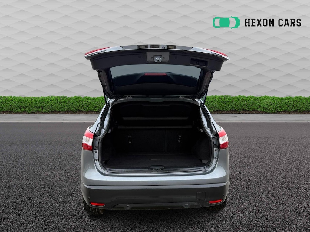 Used Nissan Qashqai 2015 for sale - 77019963: Photo 13