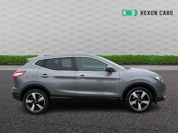 Used Nissan Qashqai 2015 for sale - 77019963: Photo