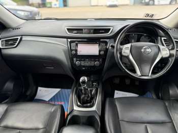 Used Nissan X-Trail 2016 for sale - 75170391: Photo