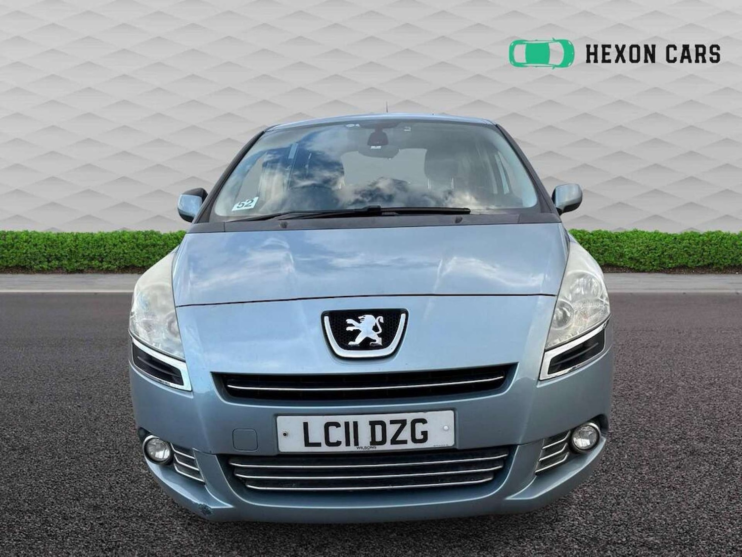 Used Peugeot 5008 2011 for sale - 77829888: Photo 24