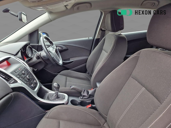 Used Vauxhall Astra 2015 for sale - 76276938: Photo 16