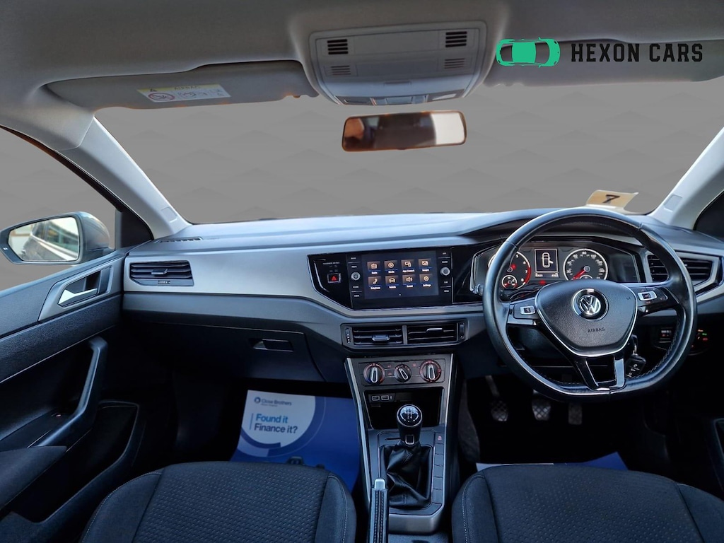 Used Volkswagen Polo 2018 for sale - 76915331: Photo 2