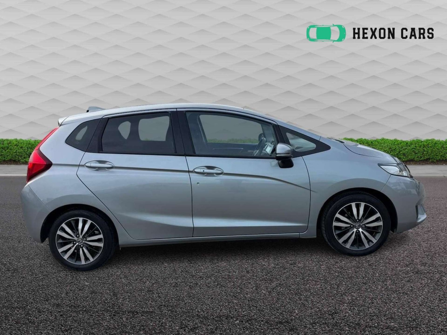 Used Honda Jazz 2016 for sale - 77880504: Photo 3