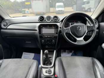 Used Suzuki Vitara 2015 for sale - 75409995: Photo