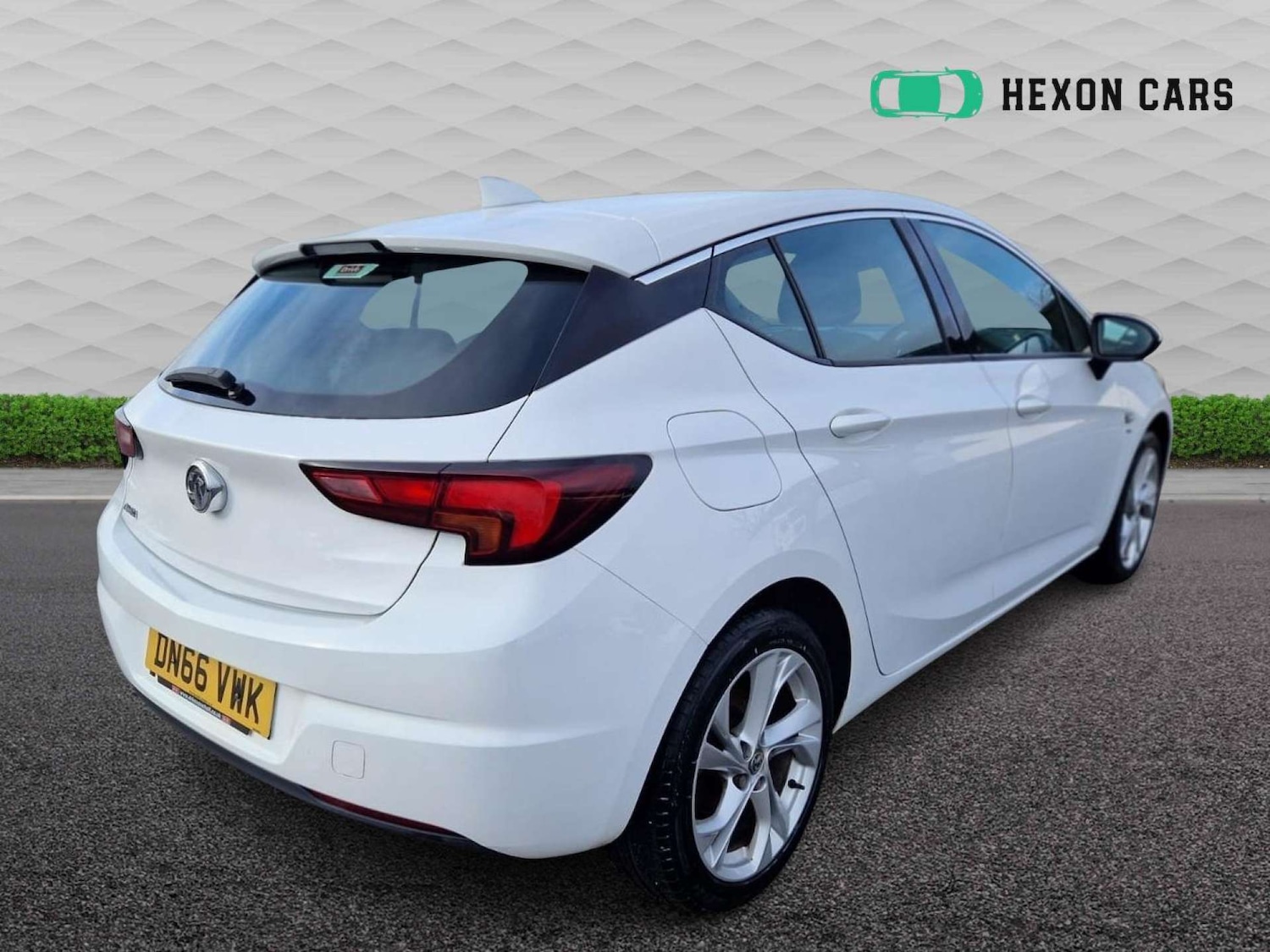 Used Vauxhall Astra 2017 for sale - 77833296: Photo 5