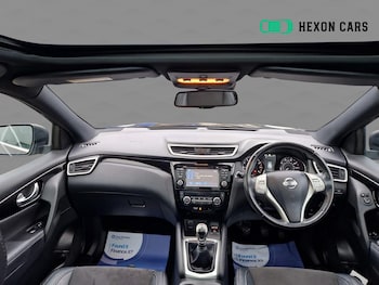 Used Nissan Qashqai 2017 for sale - 76589969: Photo