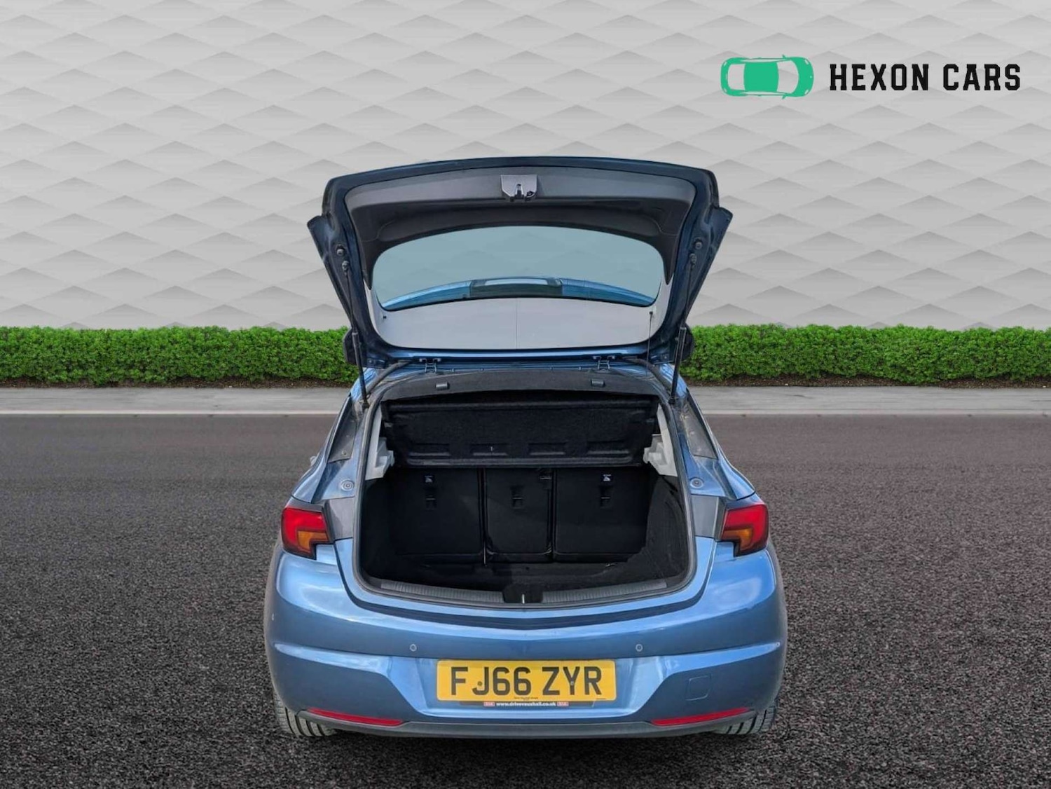 Used Vauxhall Astra 2016 for sale - 78068200: Photo 16