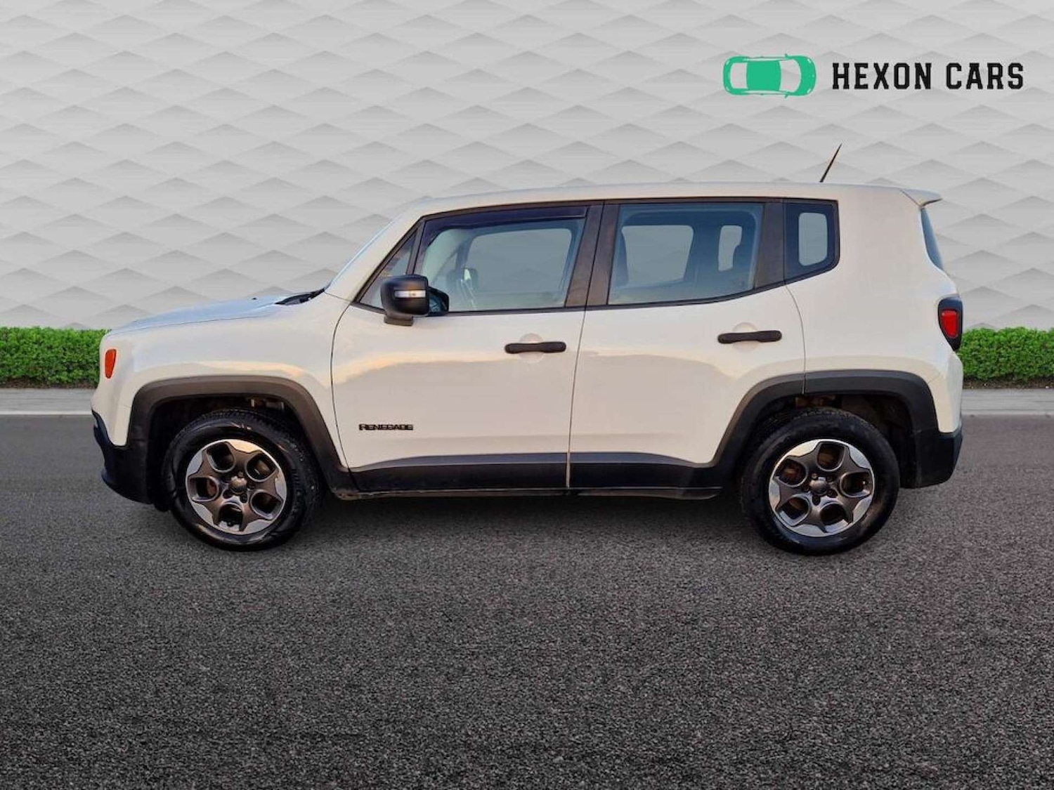 Used Jeep Renegade 2015 for sale - 77829885: Photo 13