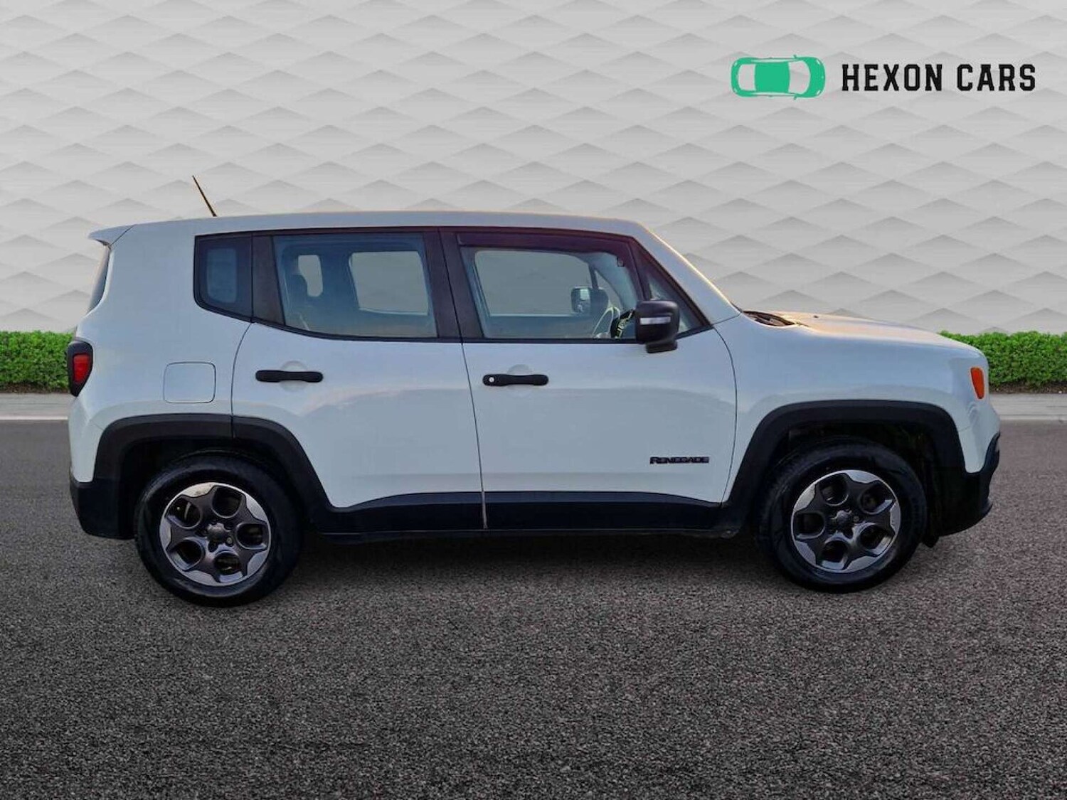 Used Jeep Renegade 2015 for sale - 77829885: Photo 18