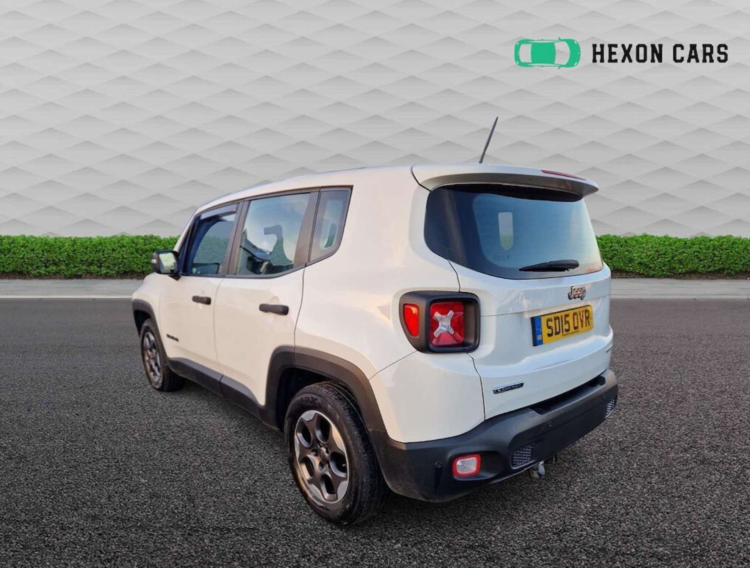 Used Jeep Renegade 2015 for sale - 77829885: Photo 5