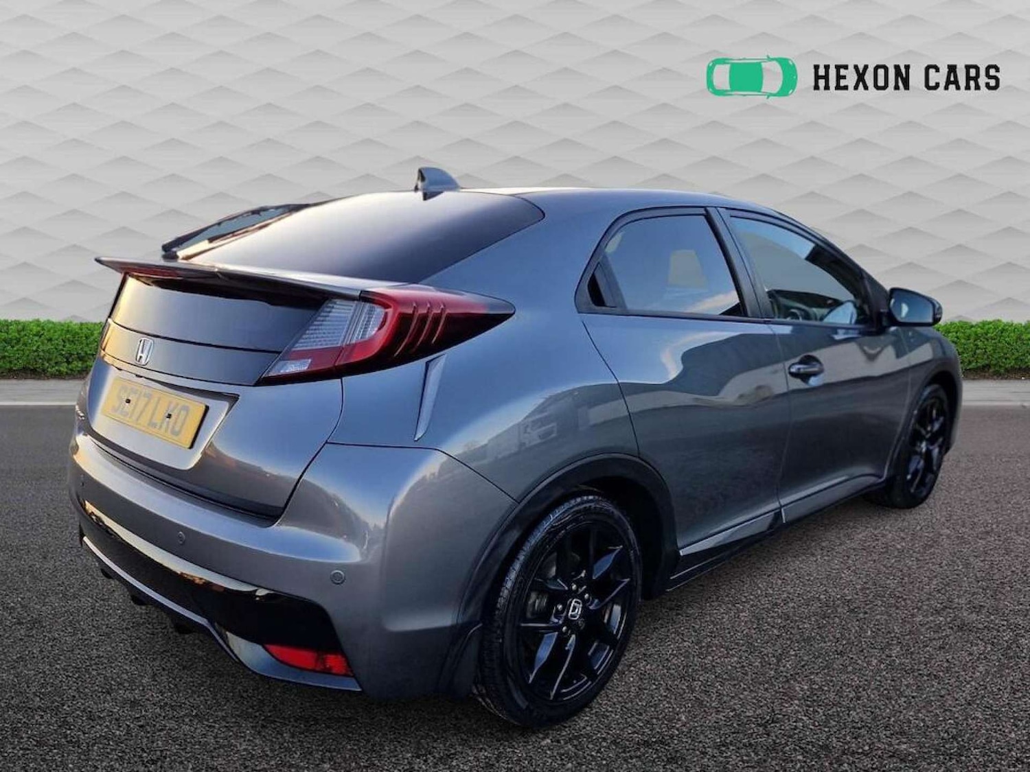 Used Honda Civic 2017 for sale - 77829878: Photo 5