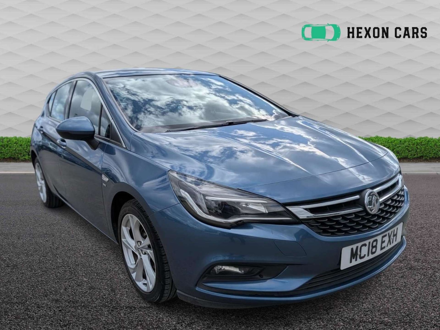 Used Vauxhall Astra 2018 for sale - 78014261: Photo 1