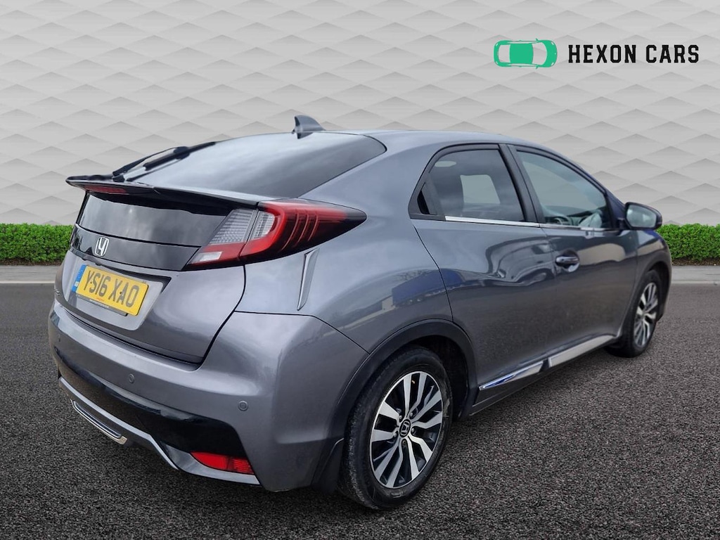 Used Honda Civic 2016 for sale - 76552581: Photo 5