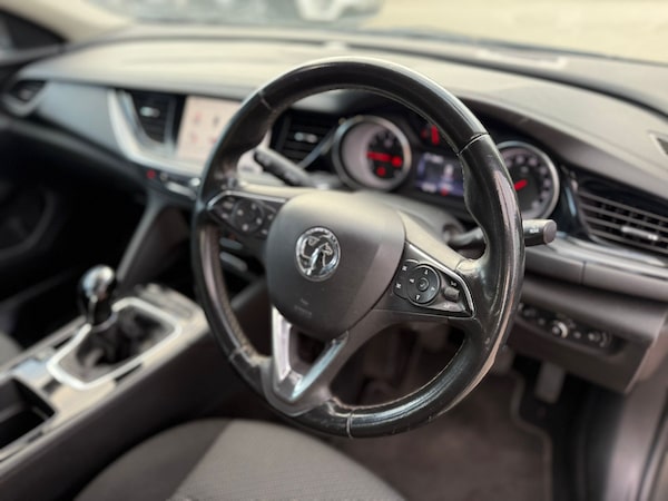 Used Vauxhall Insignia 2017 for sale - 75967423: Photo 8