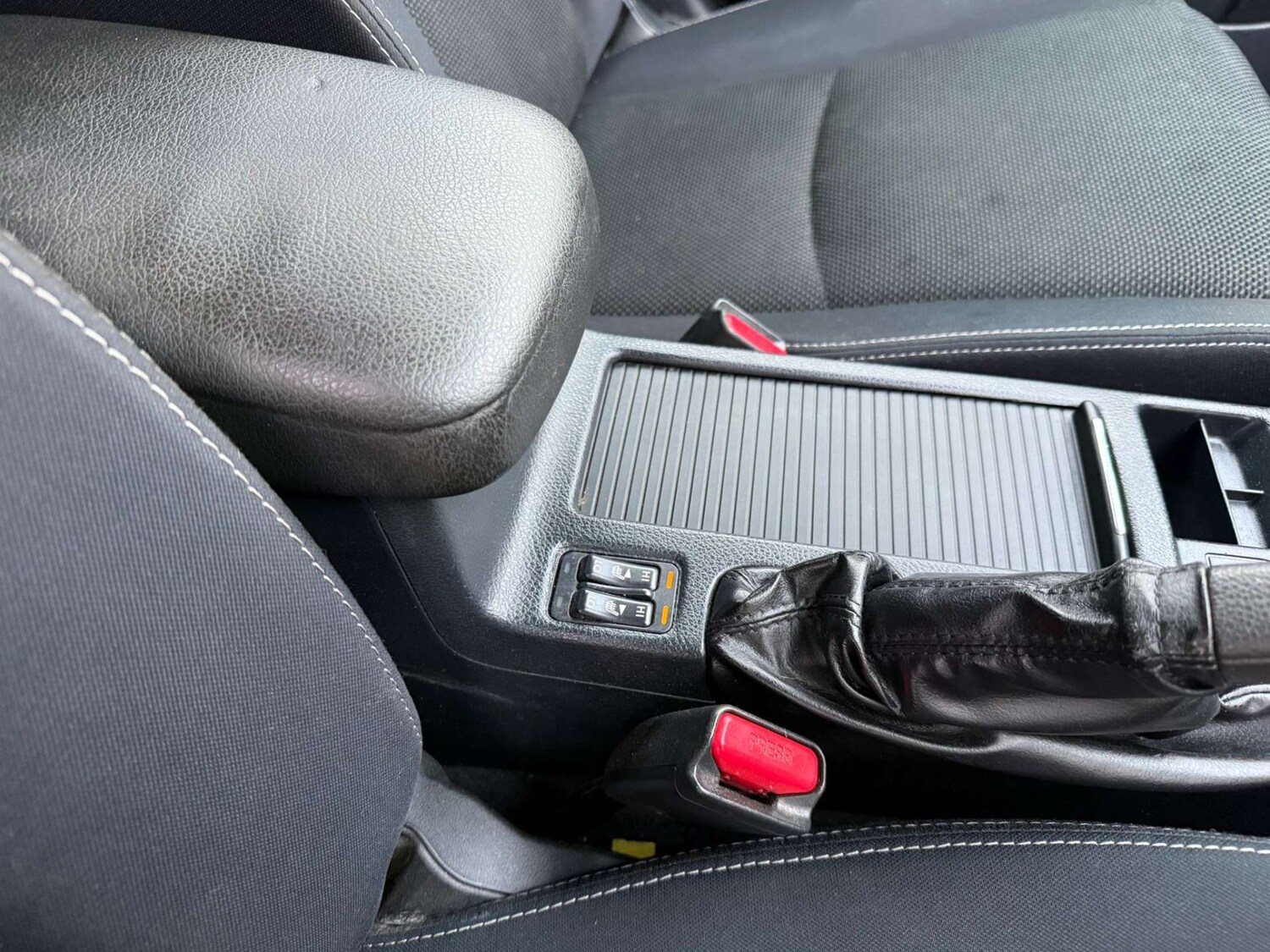 Used Subaru XV 2015 for sale - 77833301: Photo 12