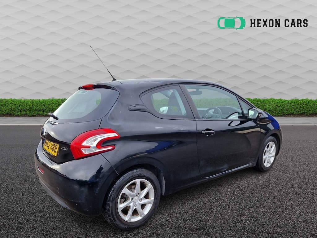 Used Peugeot 208 2012 for sale - 76889061: Photo 5