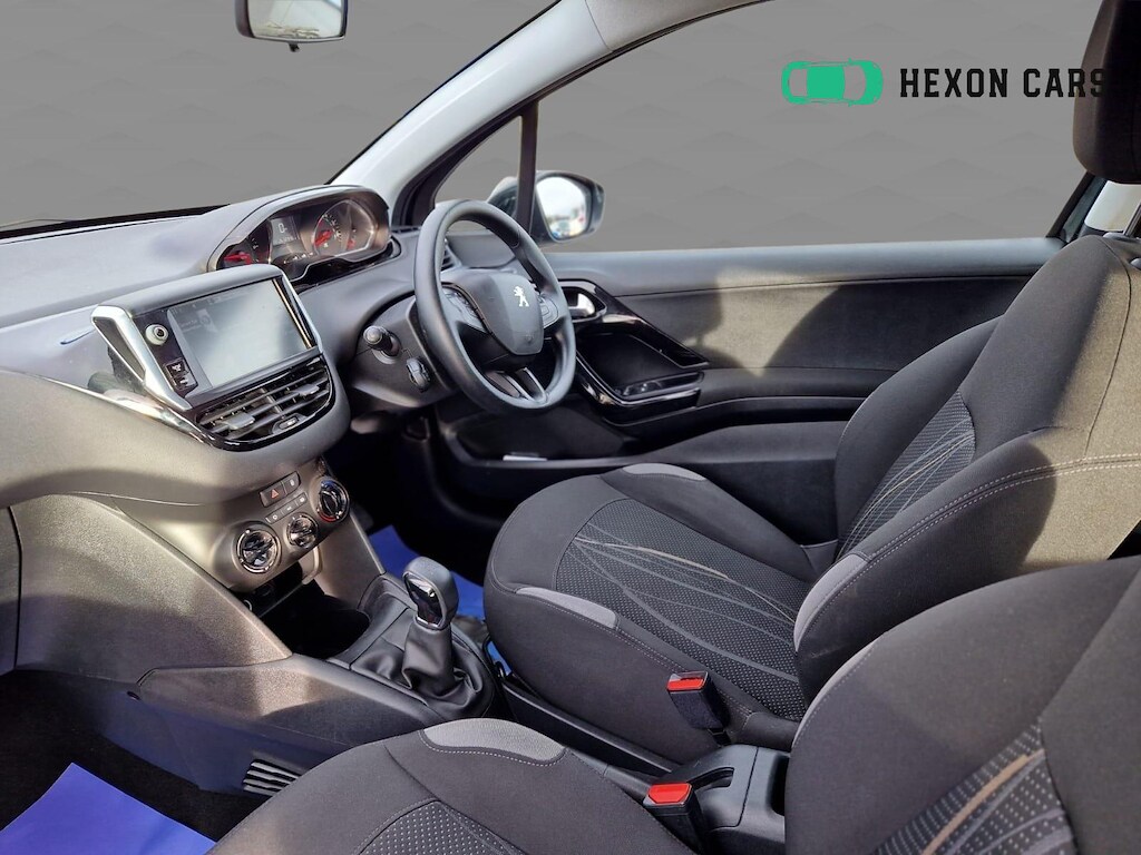 Used Peugeot 208 2012 for sale - 76889061: Photo 8