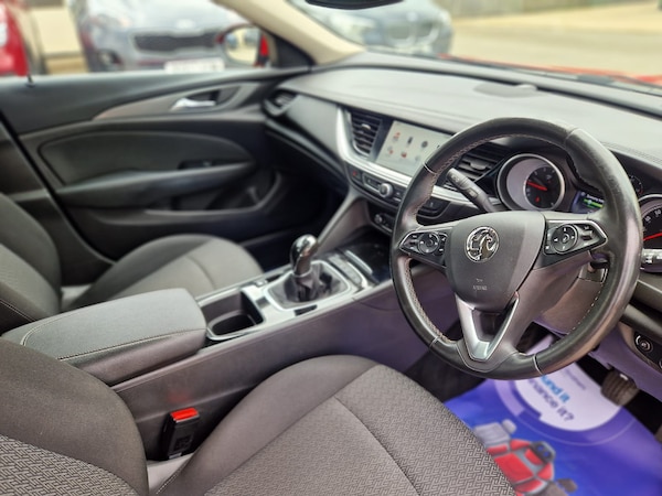 Used Vauxhall Insignia 2018 for sale - 75572297: Photo 2