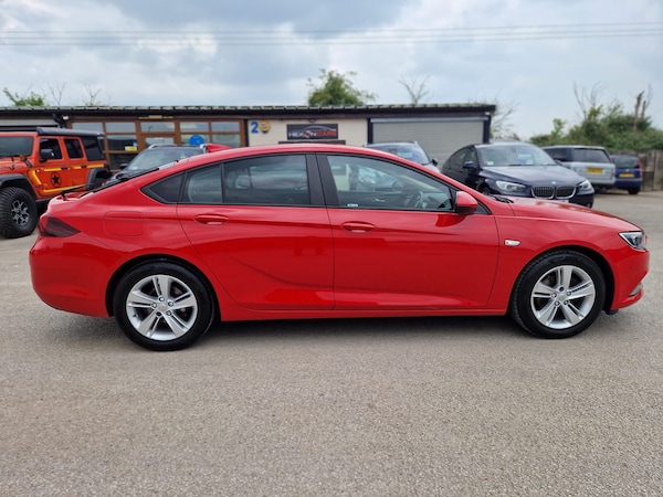 Used Vauxhall Insignia 2018 for sale - 75572297: Photo 3