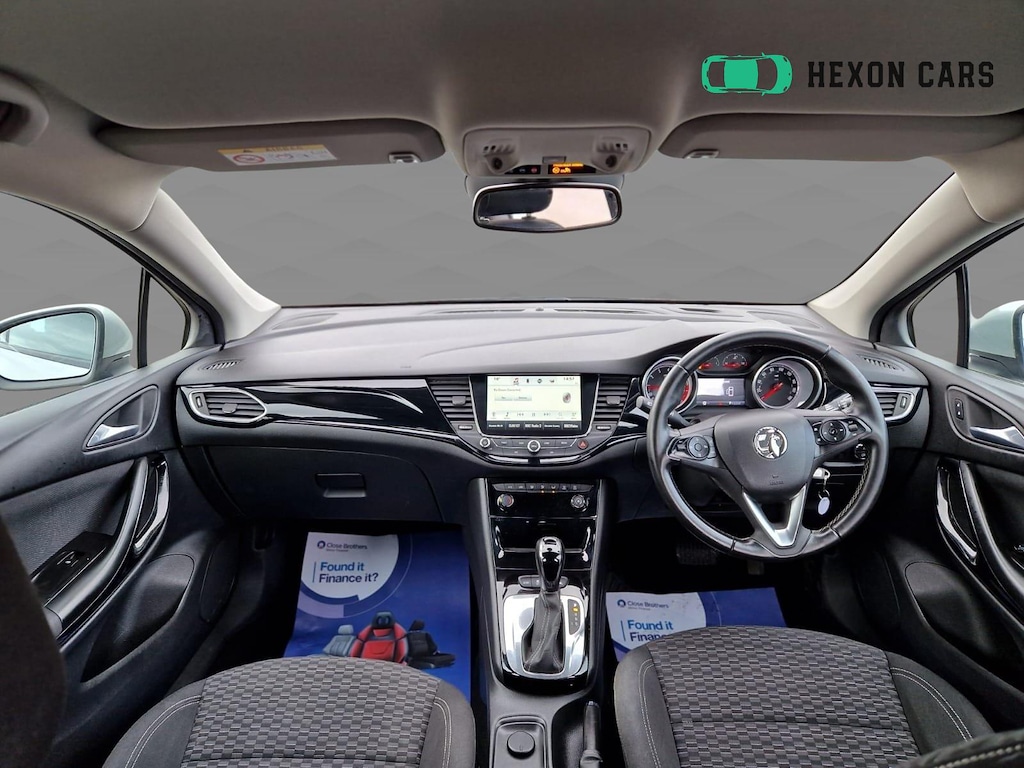 Used Vauxhall Astra 2018 for sale - 77472118: Photo 2