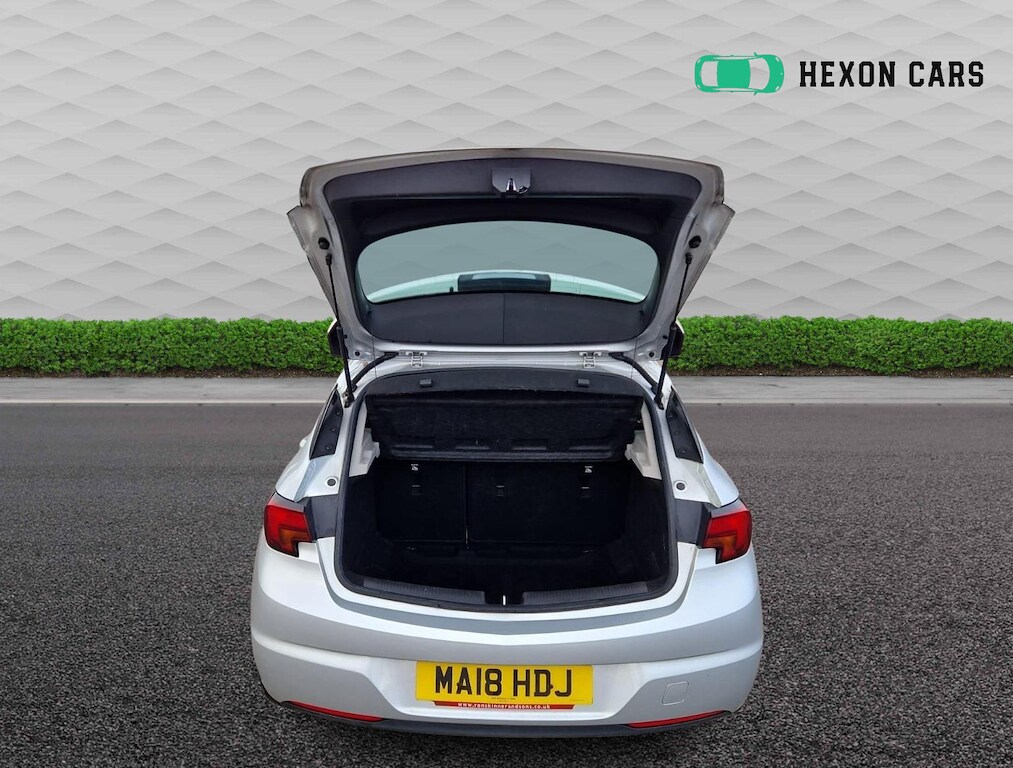 Used Vauxhall Astra 2018 for sale - 77472118: Photo 20