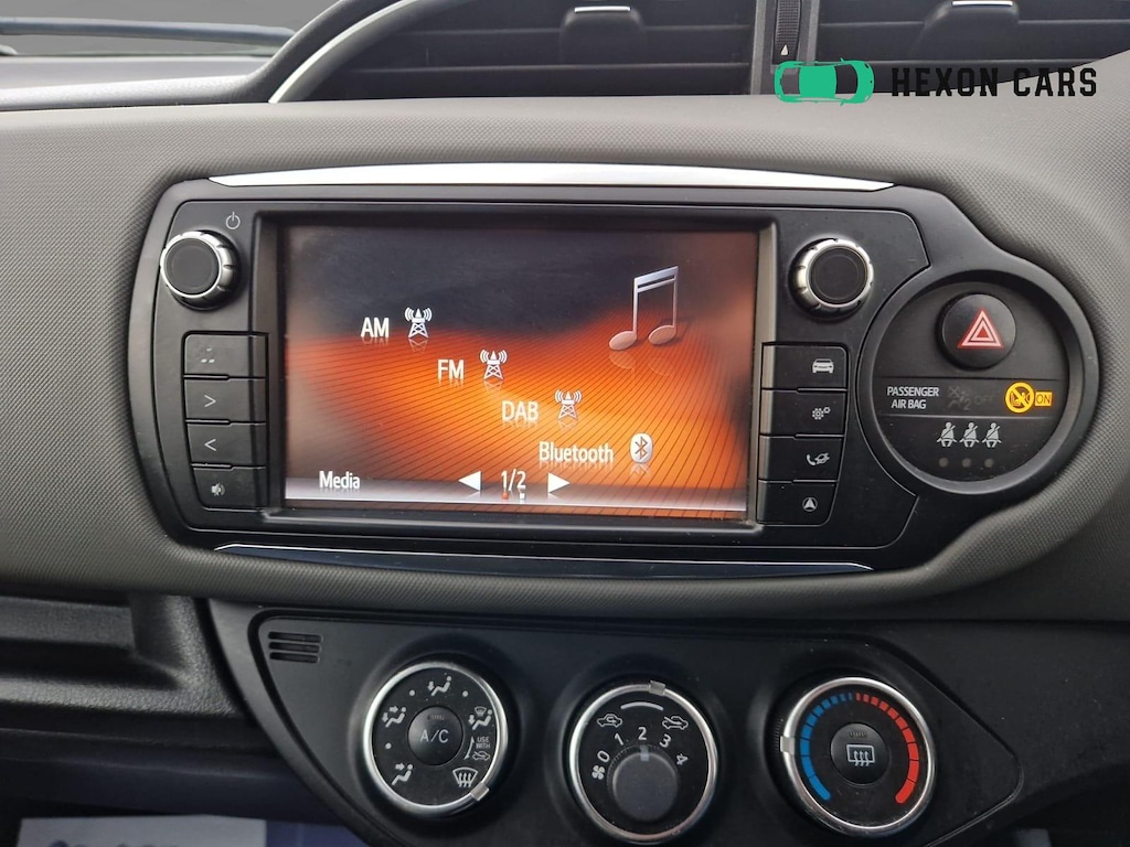 Used Toyota Yaris 2016 for sale - 76501627: Photo 25