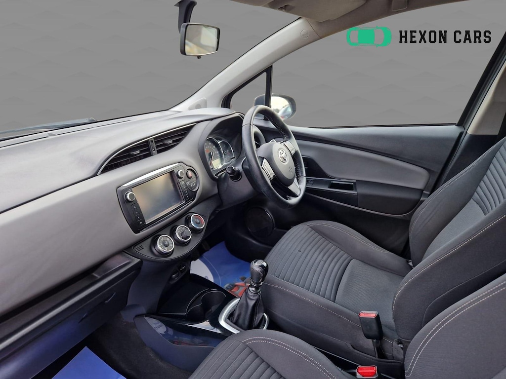 Used Toyota Yaris 2016 for sale - 76501627: Photo 9