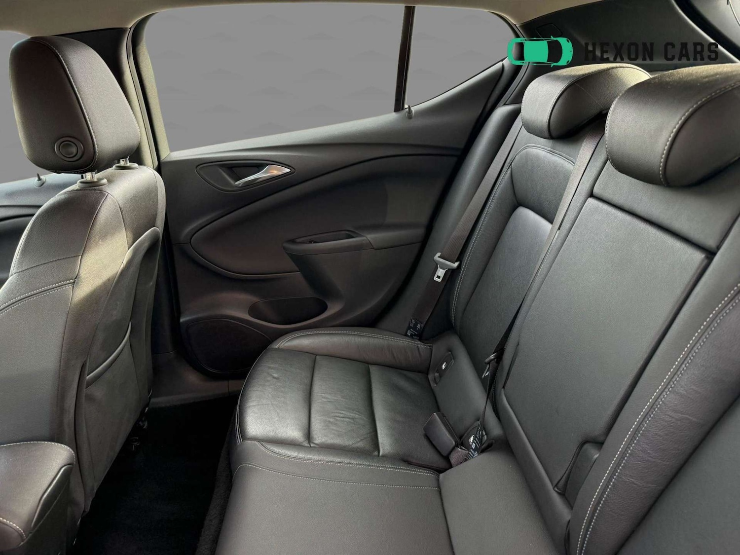 Used Vauxhall Astra 2018 for sale - 77880529: Photo 22