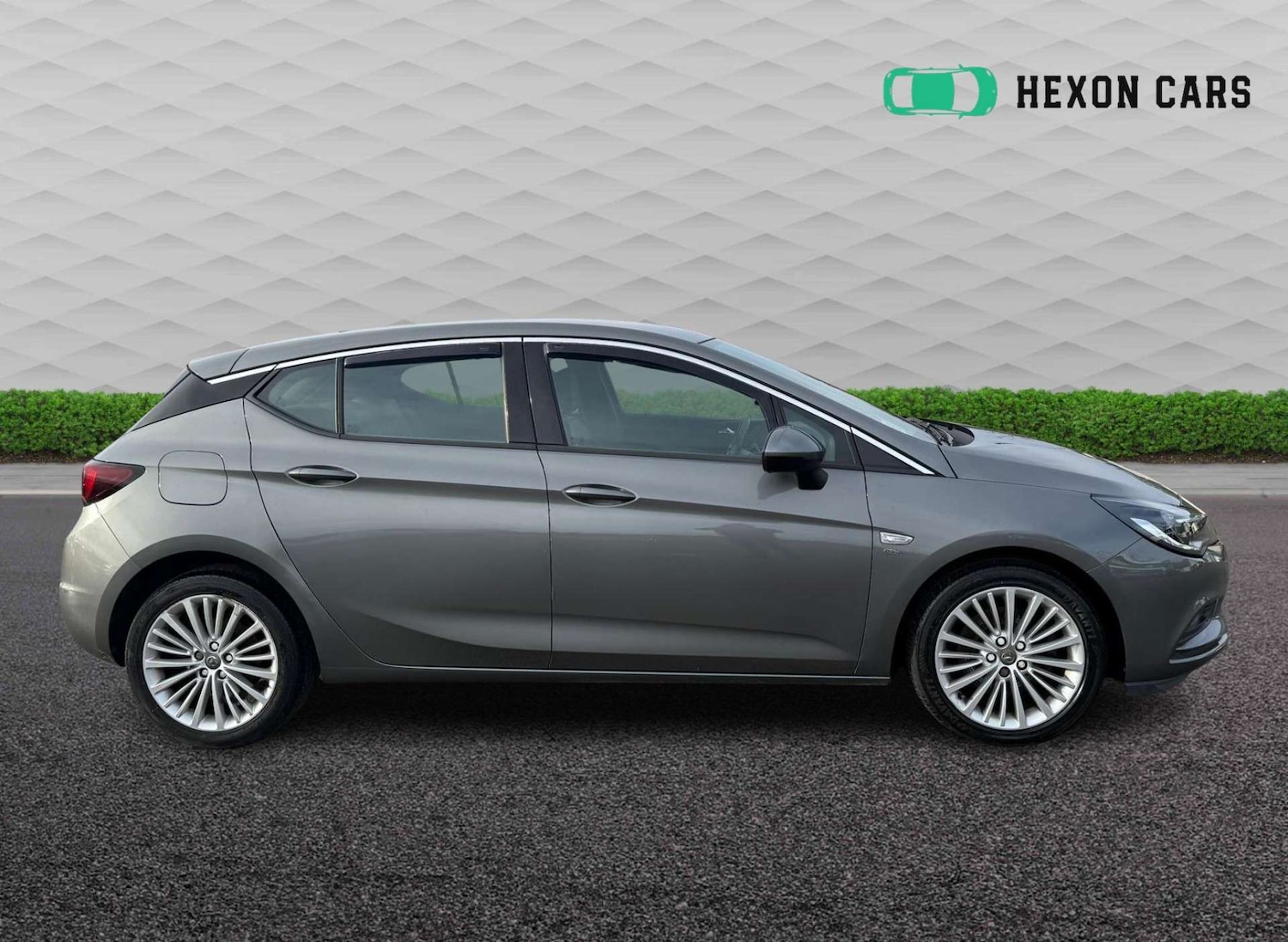 Used Vauxhall Astra 2018 for sale - 77880529: Photo 3