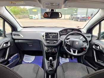 Used Peugeot 208 2016 for sale - 75569793: Photo