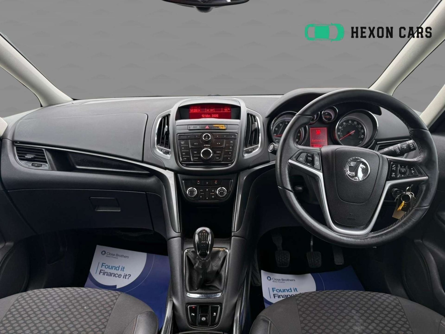 Used Vauxhall Zafira 2015 for sale - 77850687: Photo 2