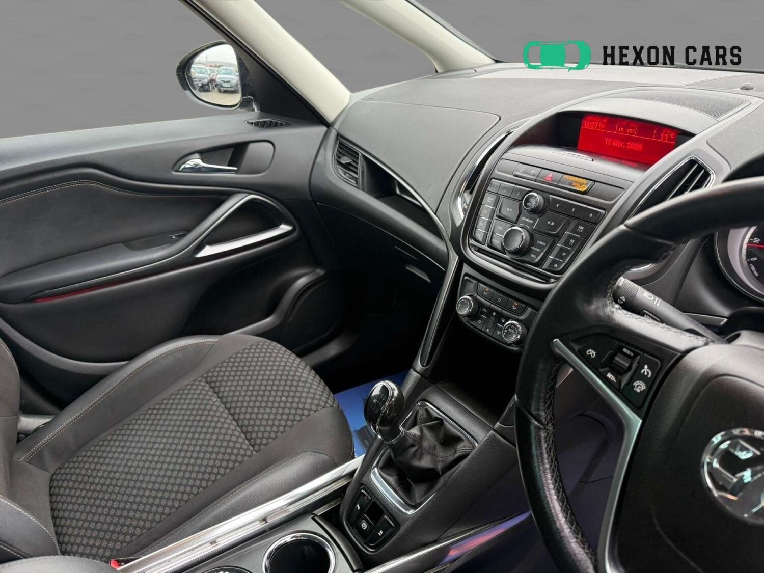 Used Vauxhall Zafira 2015 for sale - 77850687: Photo 22