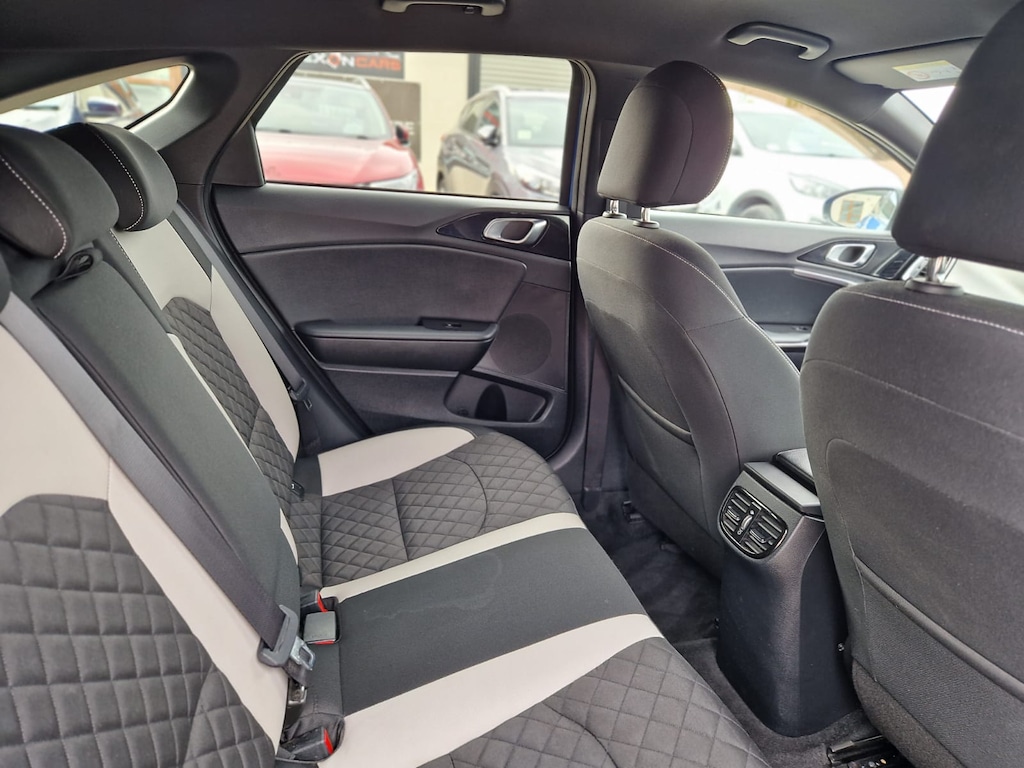 Used Kia Pro Ceed 2019 for sale - 76146328: Photo 15