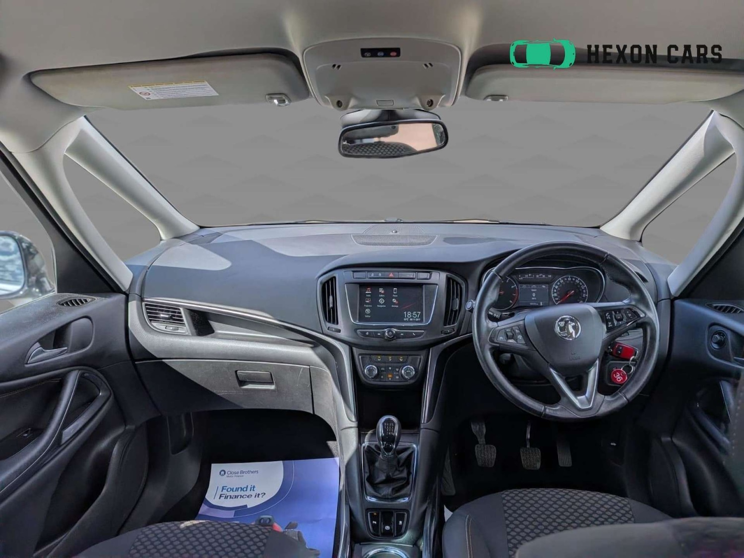 Used Vauxhall Zafira 2018 for sale - 78055146: Photo 2