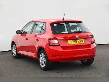 Used Skoda Fabia 2019 for sale - 76287475: Photo 3
