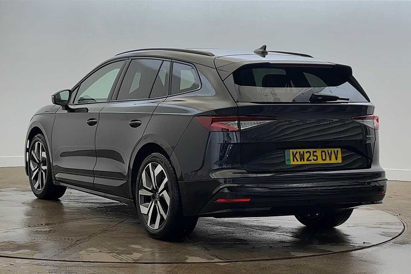 Used Skoda Enyaq 2025 for sale - 76845112: Photo 3