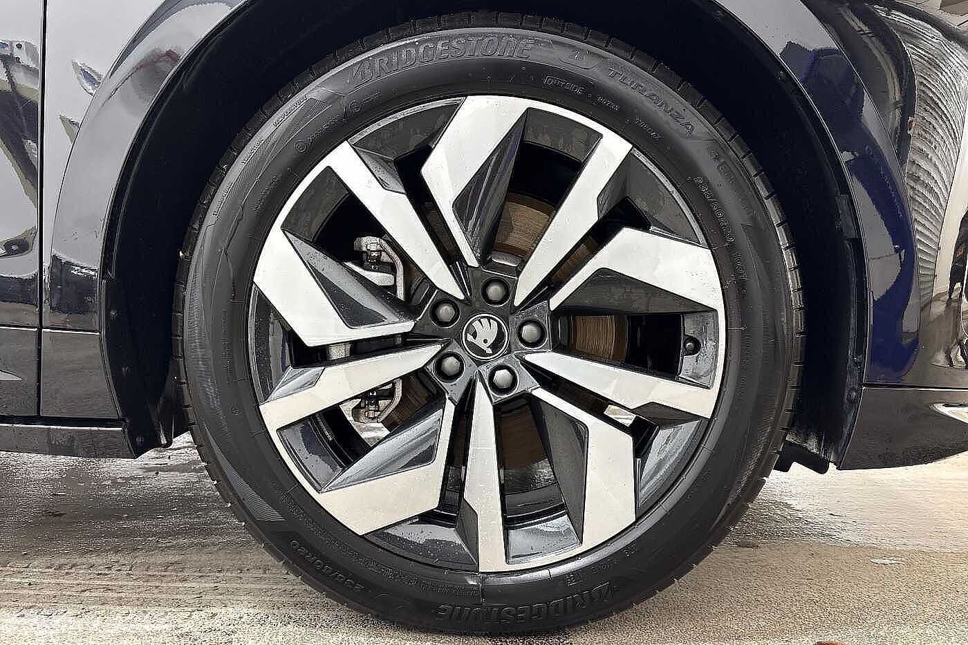 Used Skoda Enyaq 2025 for sale - 76845112: Photo 5