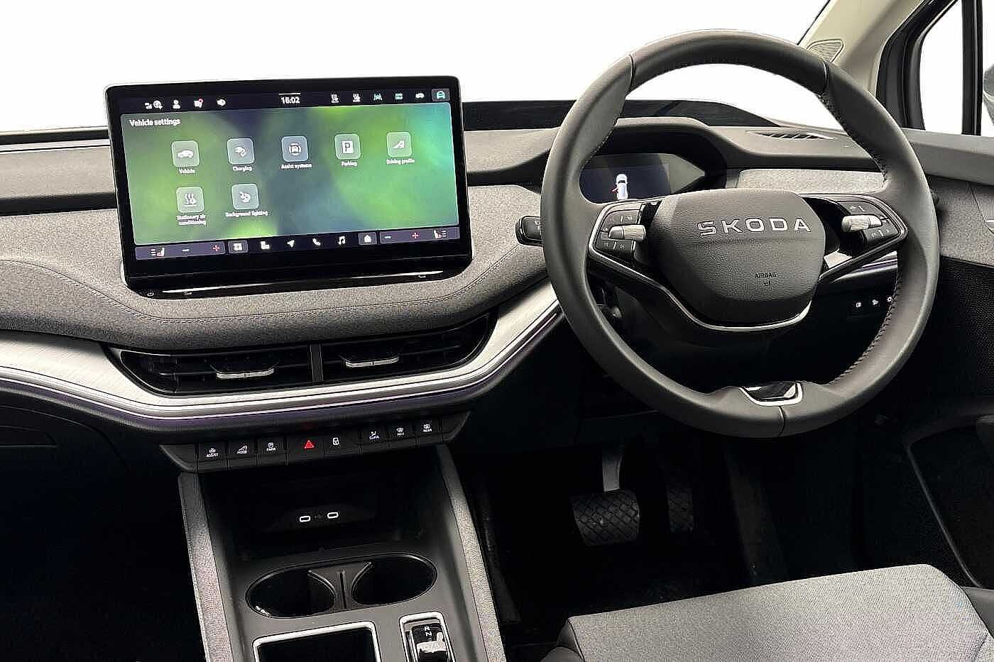 Used Skoda Enyaq 2025 for sale - 77961532: Photo 2