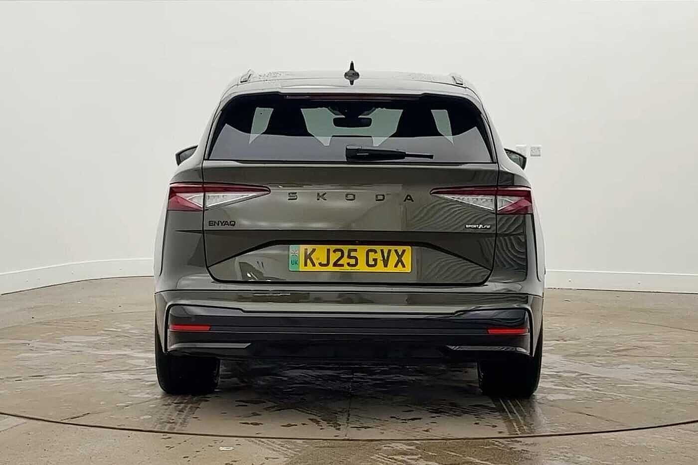 Used Skoda Enyaq 2025 for sale - 77961534: Photo 8