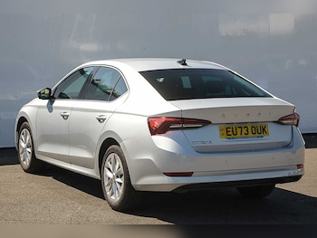Used Skoda Octavia 2023 for sale - 76287476: Photo 3