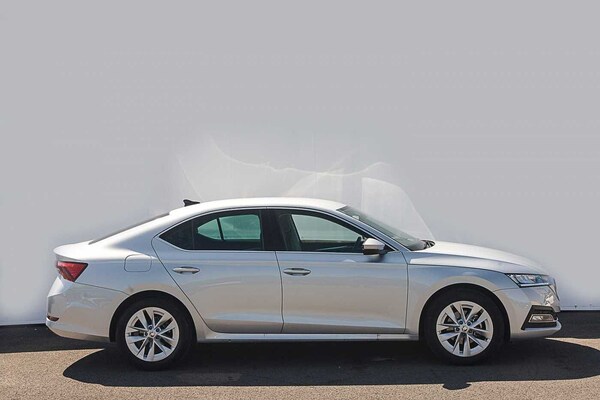 Used Skoda Octavia 2023 for sale - 76287476: Photo 4
