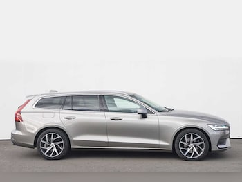 Used Volvo V60 2020 for sale - 77194969: Photo