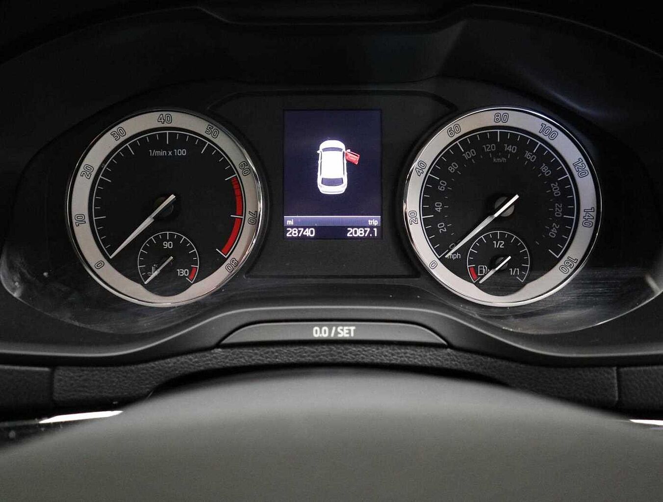 Used Skoda Karoq 2018 for sale - 77888038: Photo 9