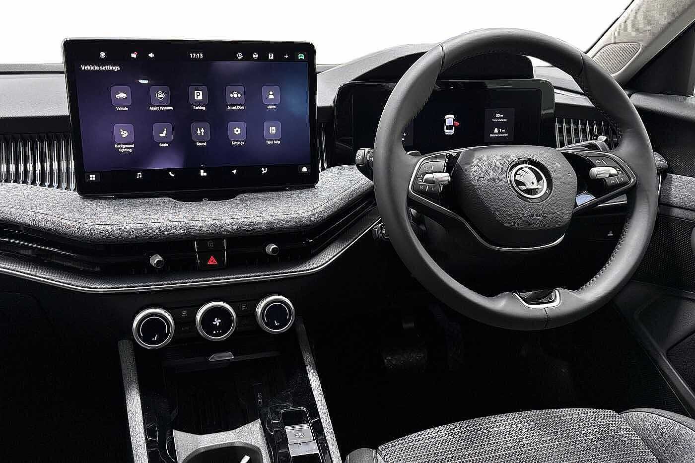 Used Skoda Superb 2024 for sale - 76692460: Photo 2