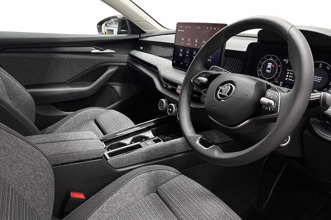 Used Skoda Superb 2024 for sale - 76692460: Photo 6