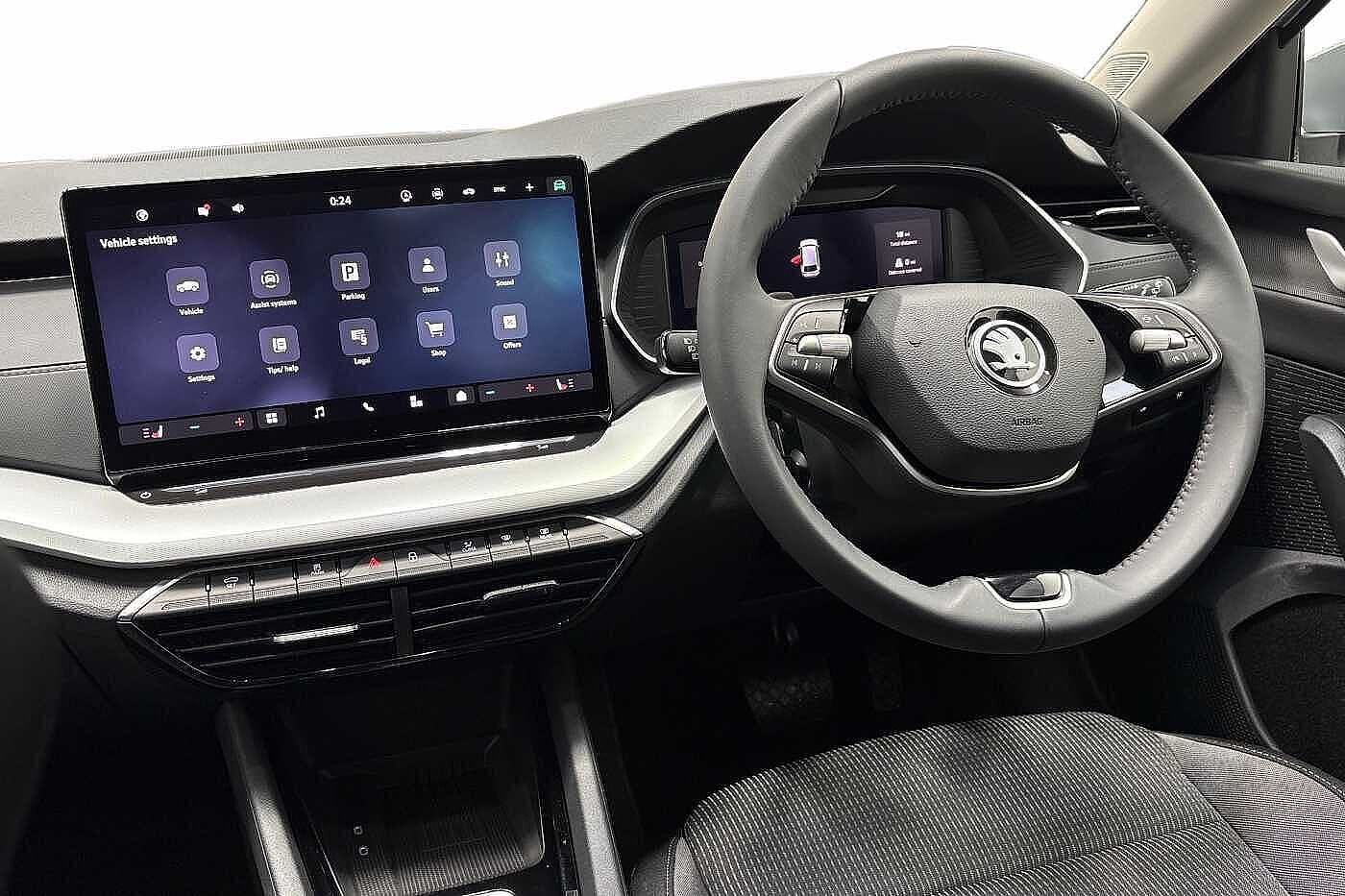 Used Skoda Octavia 2024 for sale - 76692438: Photo 2