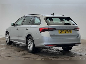 Used Skoda Octavia 2024 for sale - 76692438: Photo