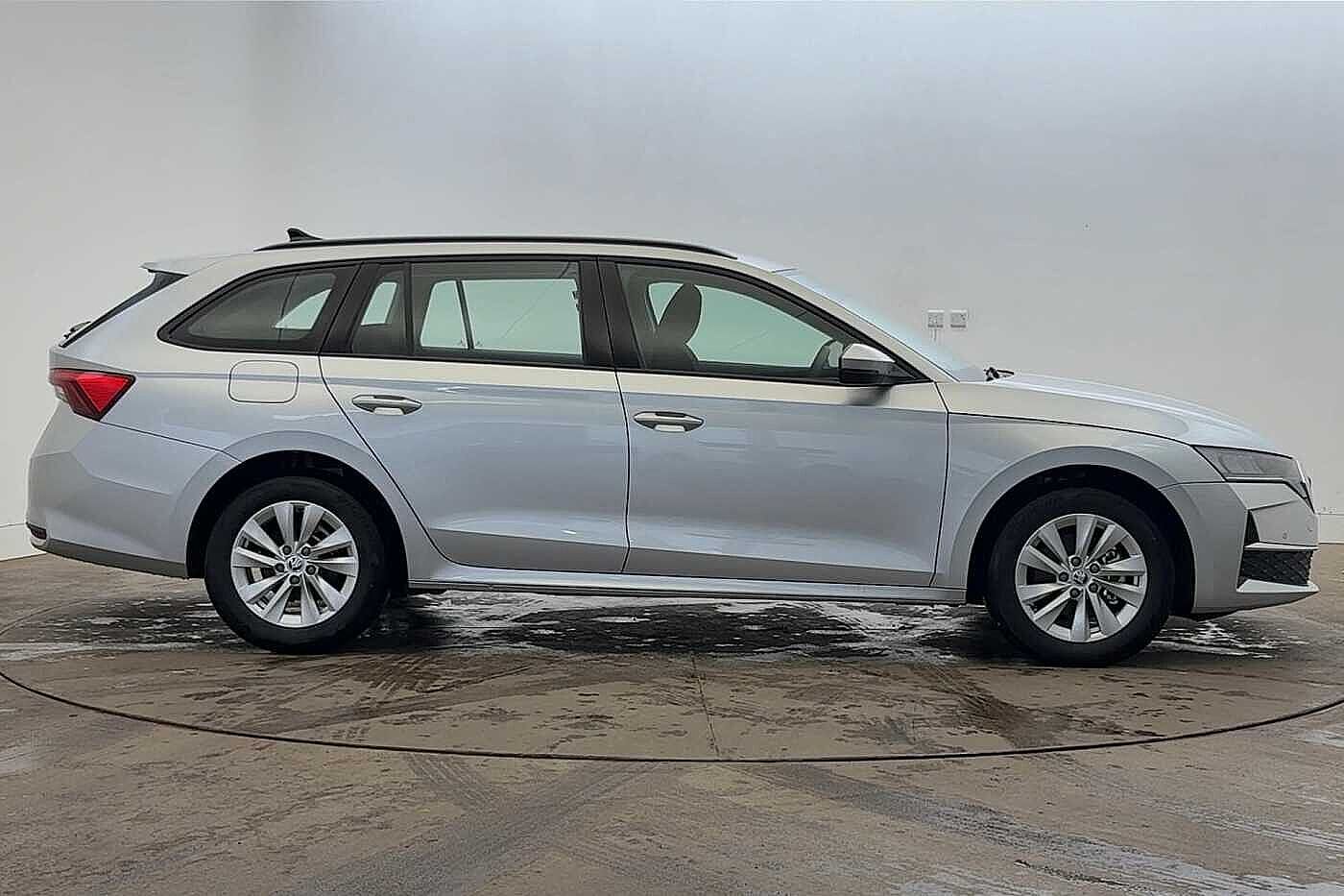 Used Skoda Octavia 2024 for sale - 76692438: Photo 4