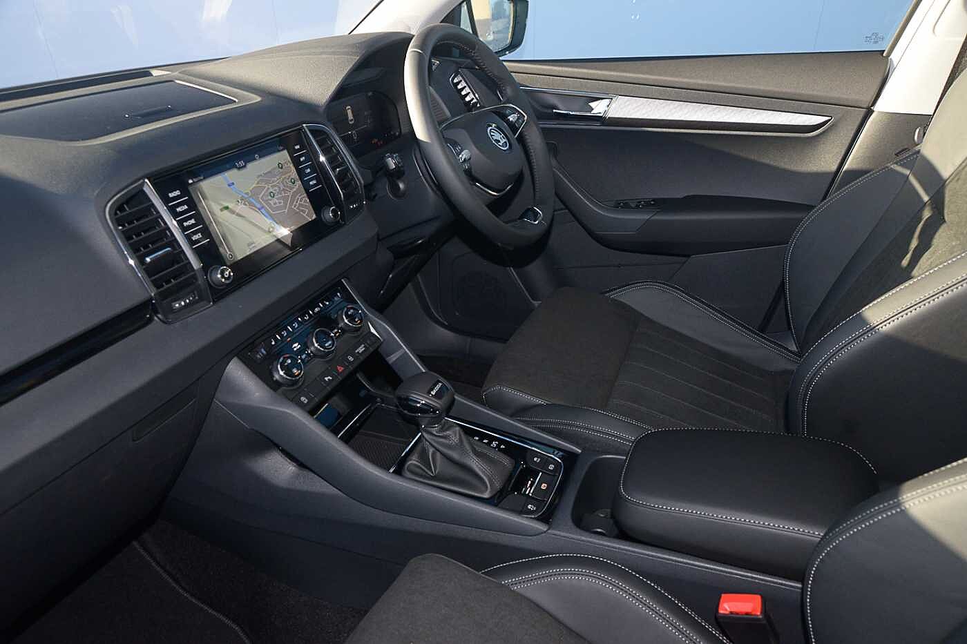 Used Skoda Karoq 2022 for sale - 77032535: Photo 2